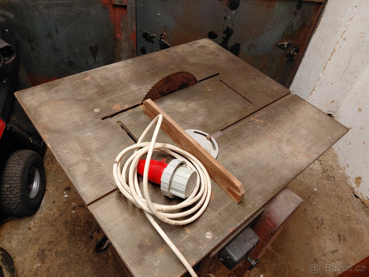 Stolní pila - 7
