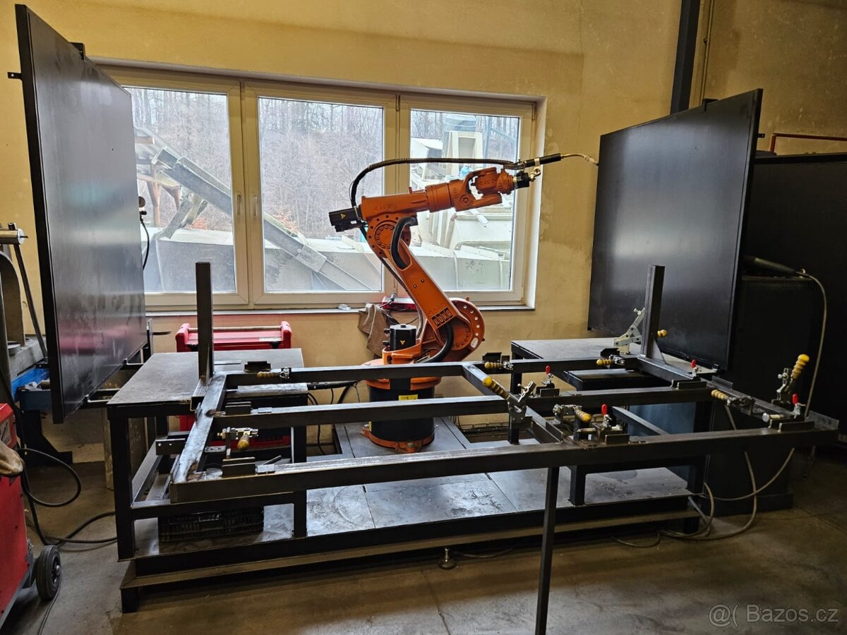 ROBOT KUKA - 7