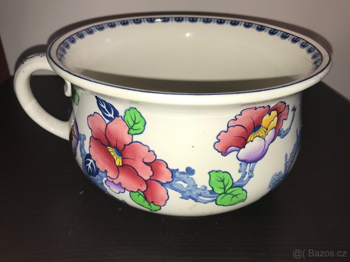 Sběratel nabízí staré porcelánové nočníky - 7