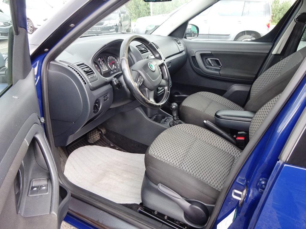 ROOMSTER Style 1,2 TSI 77kW + DSG - 2.Majitel + Serviska - 7