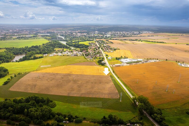 Pozemek k výstavbě komerce: stellplatz, automyčka, garáže, o - 7