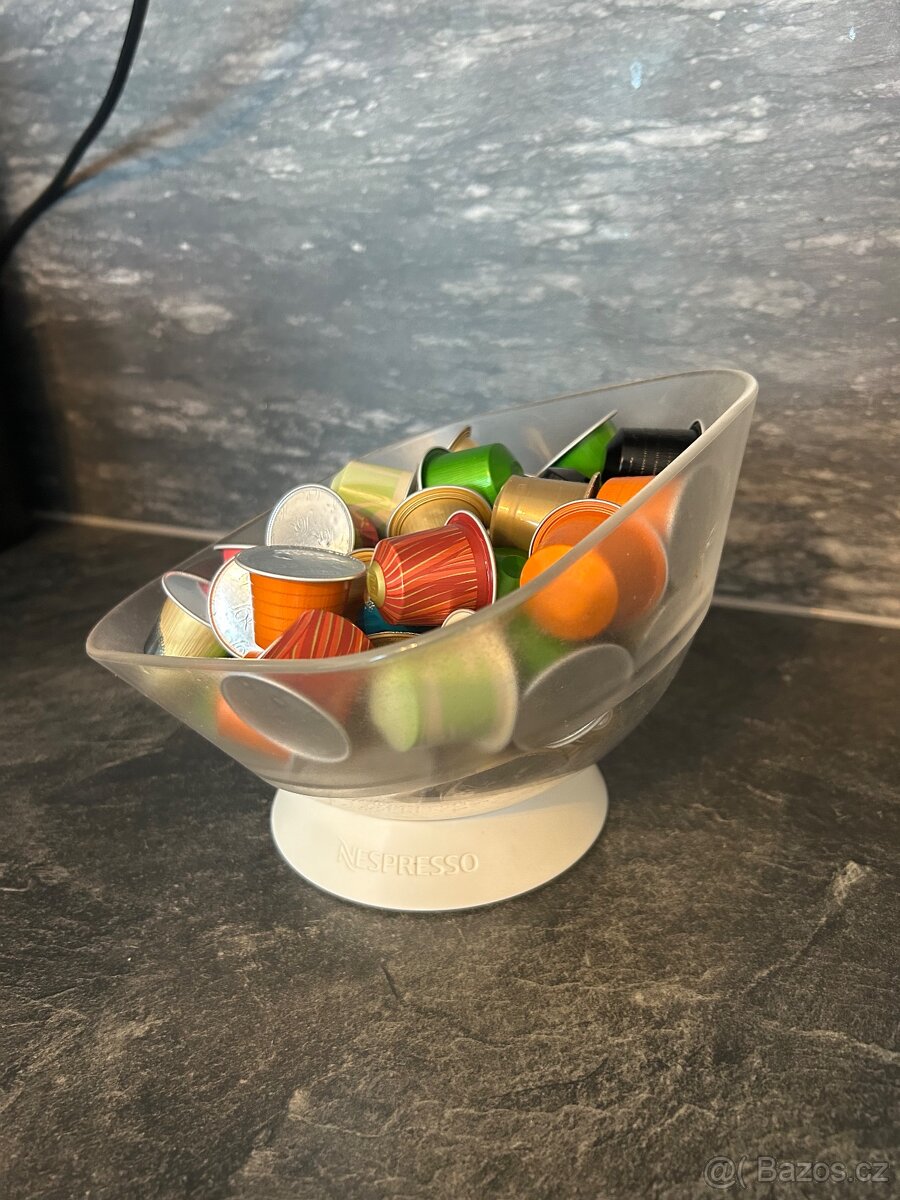 Kavovar Nespresso essenza mini piano - 7