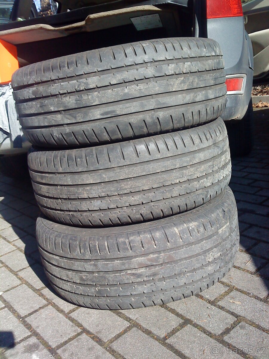 prodám pneu 235/55 r 15 3ks Continental, - 7