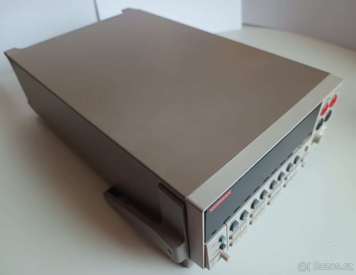 # Přesný 6½ místný multimetr KEITHLEY 2000 # - 7