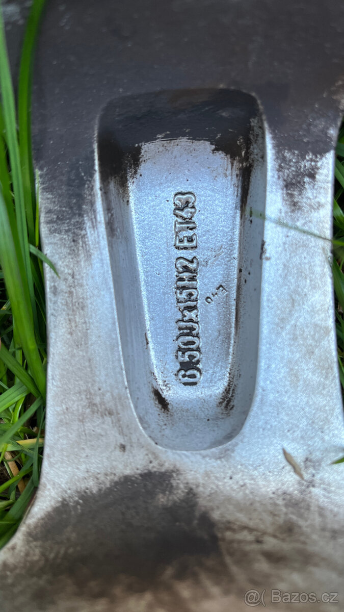 Alu kola Octavia I - 15' - 7