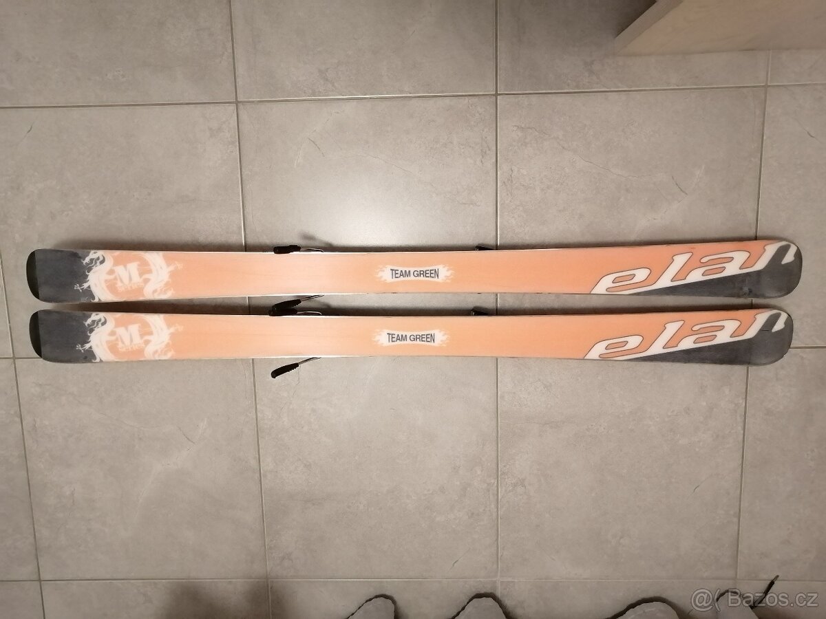 Sjezdové lyže Elan délka 132 cm; R12,9; 102/72/92 - 7