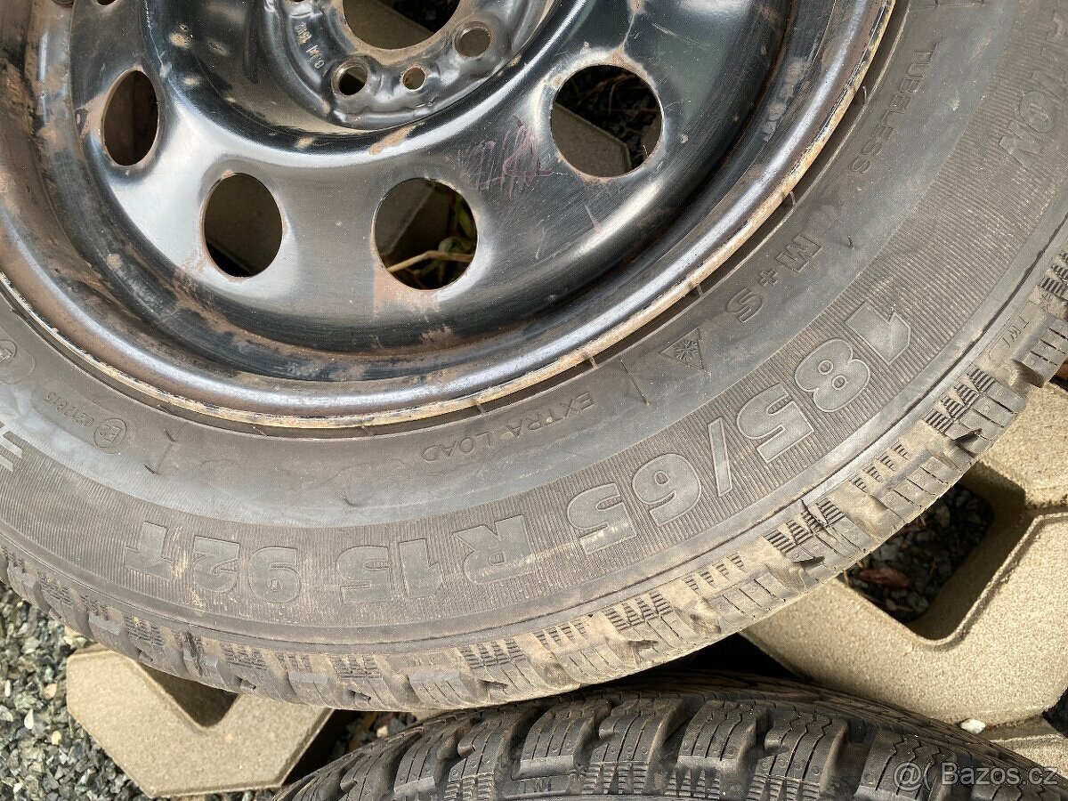 Plechové disky 15” 5x98 a zimní pneu 185/65/R15 - 7
