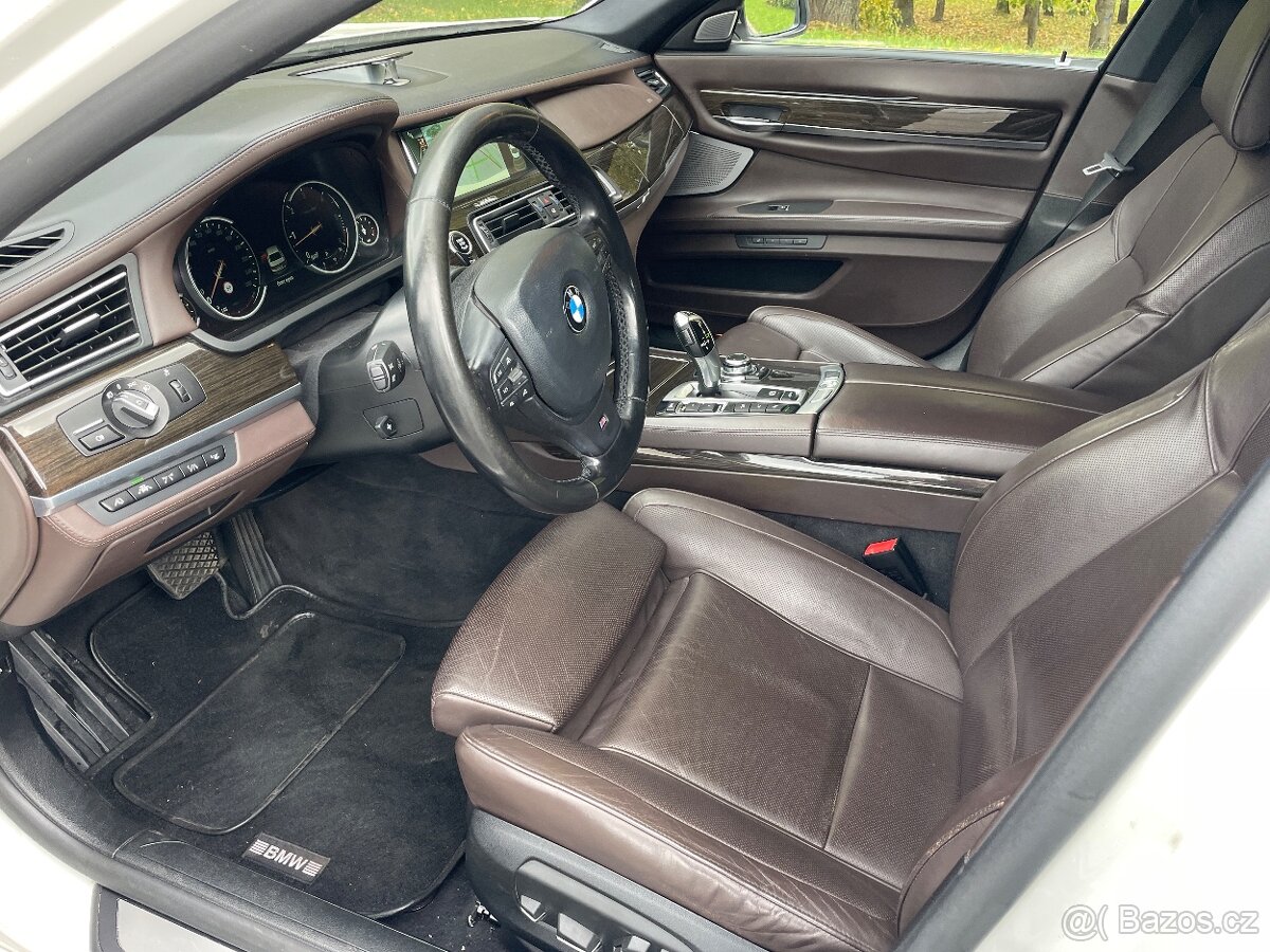 BMW 750D xdrive - 7
