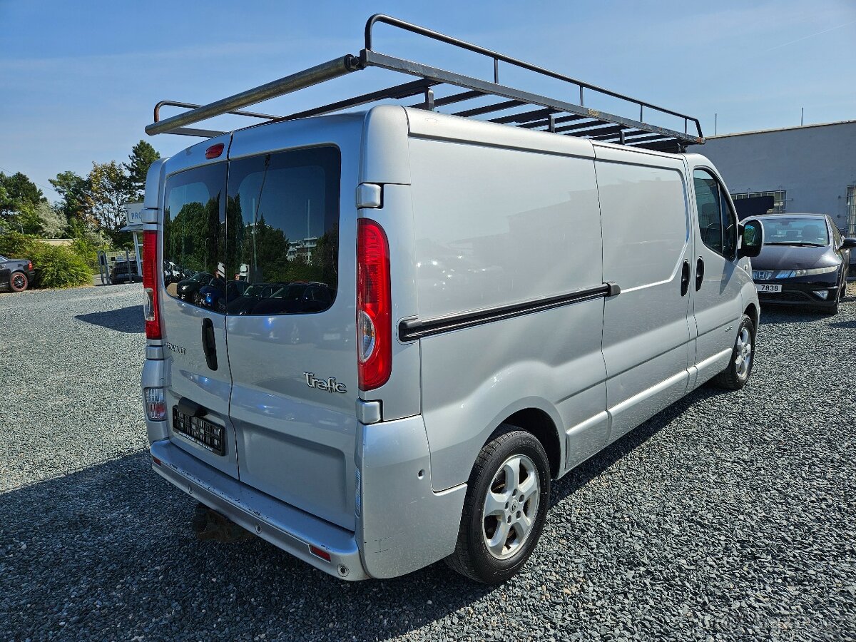 RENAULT TRAFIC 2.0 CDTI 84KW 2011 LONG 125TKM DPH - 7