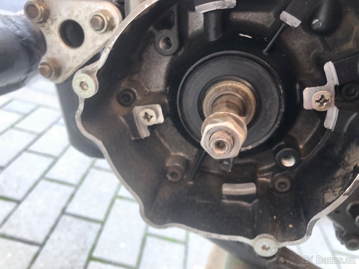 Yamaha YZ 250 1980 - 7