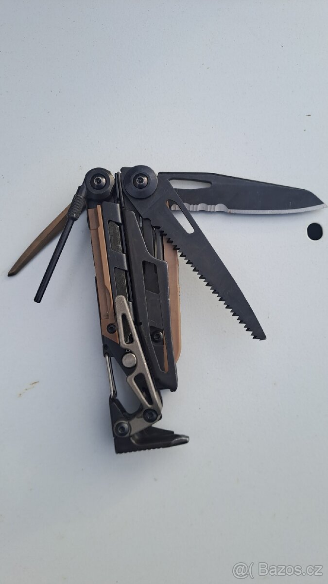 Leatherman MUT - 7