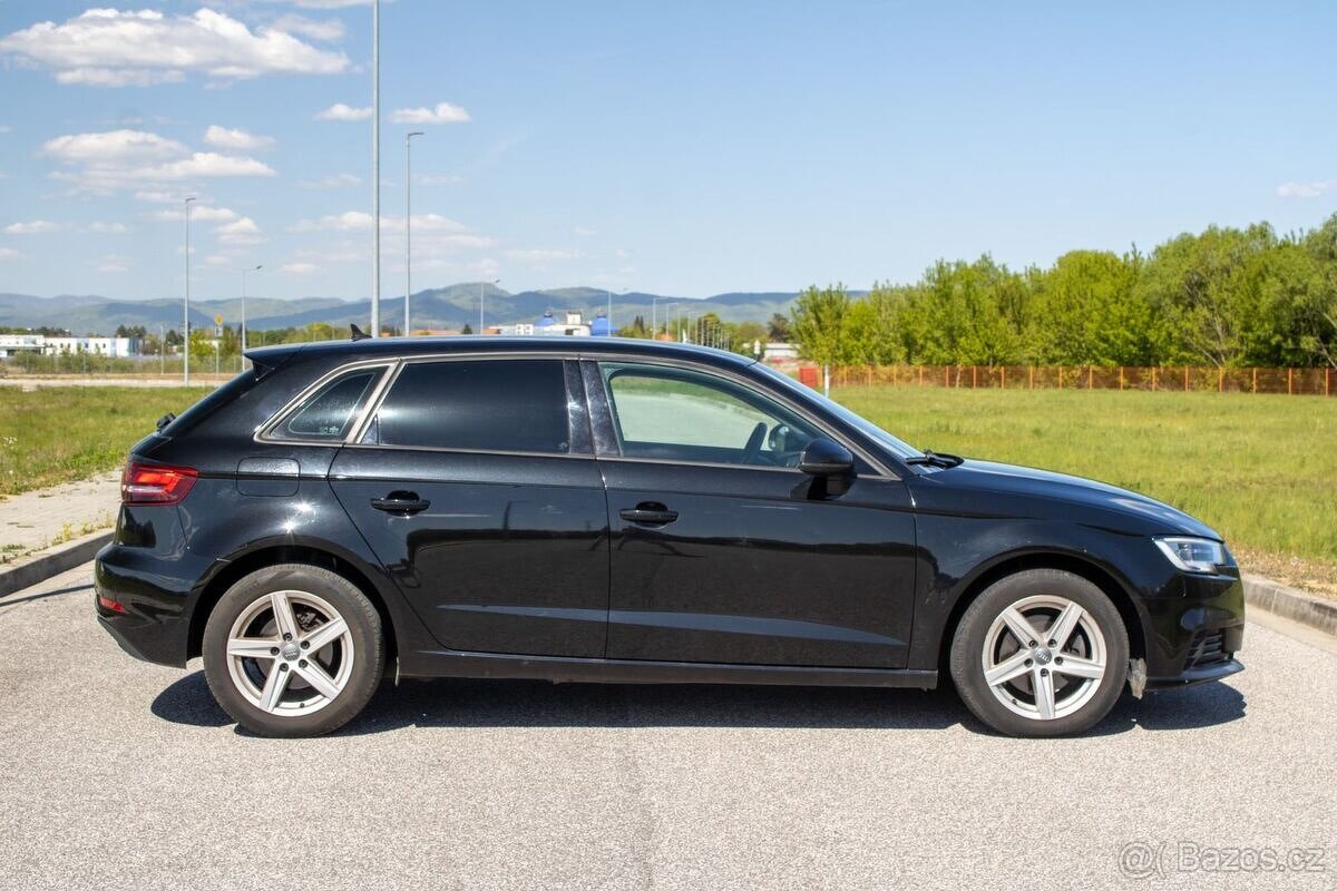 Audi A3 30 1.6TDi automat - 7