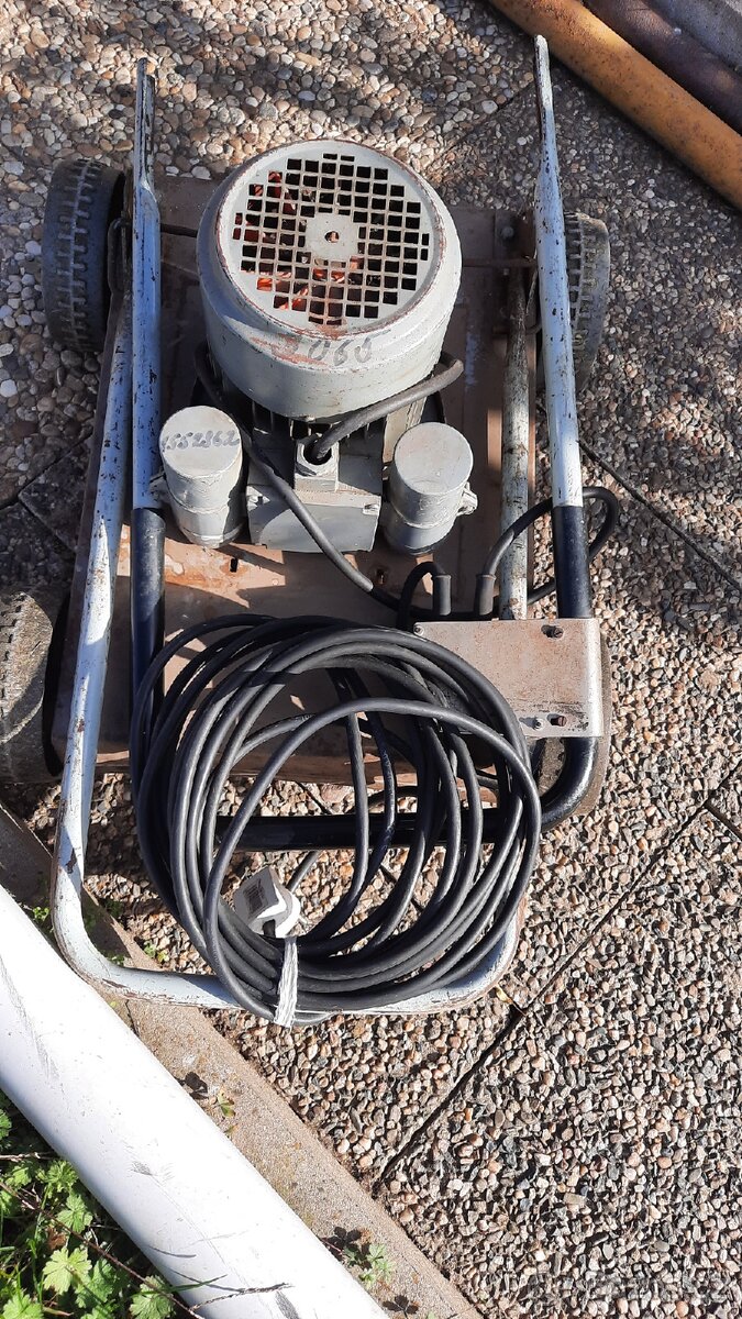 Retro sekačka - 7