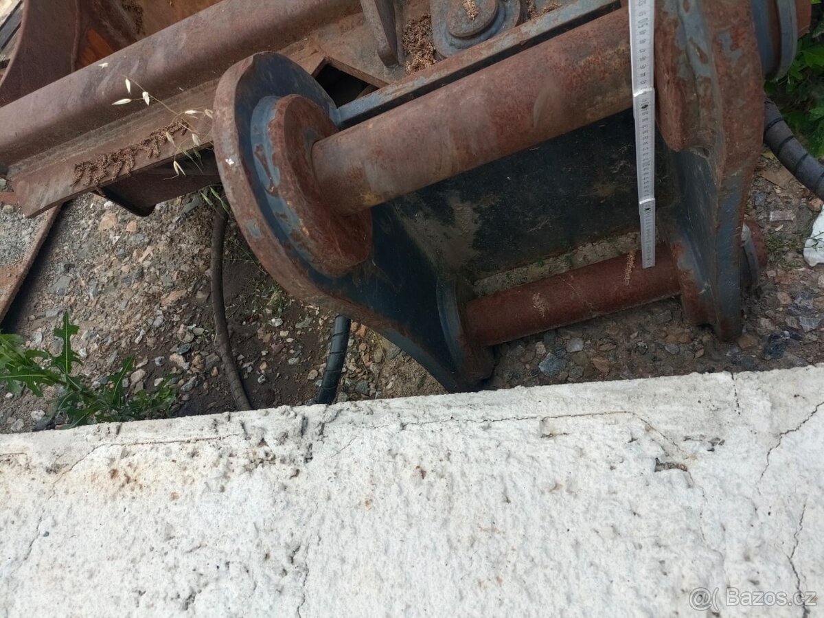 Lžíce svahová hydraulická 200 cm - 7