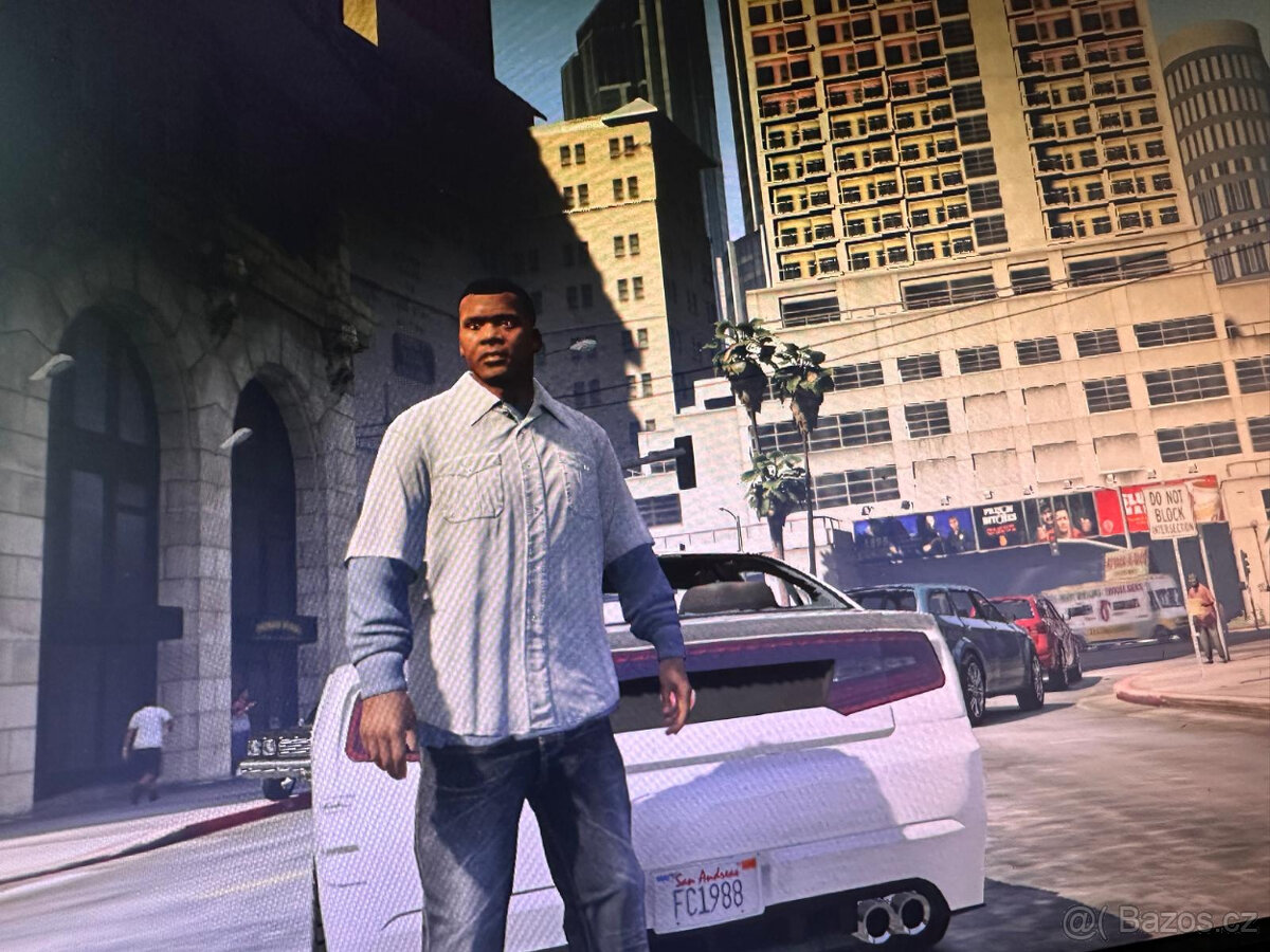 PC core i5, 16 GB DDR4, Radeon HD 5850, 500 GB SSD - 7