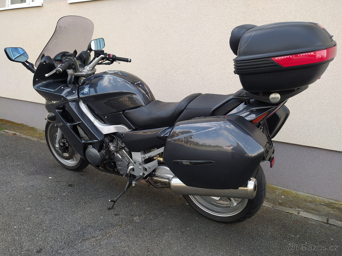 YAMAHA FJR 1300 - 7
