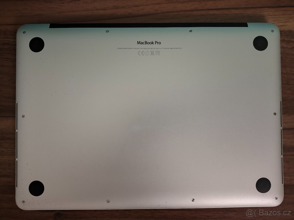MacBook Pro 2015 | i5 • 8GB • 256GB SSD - 7