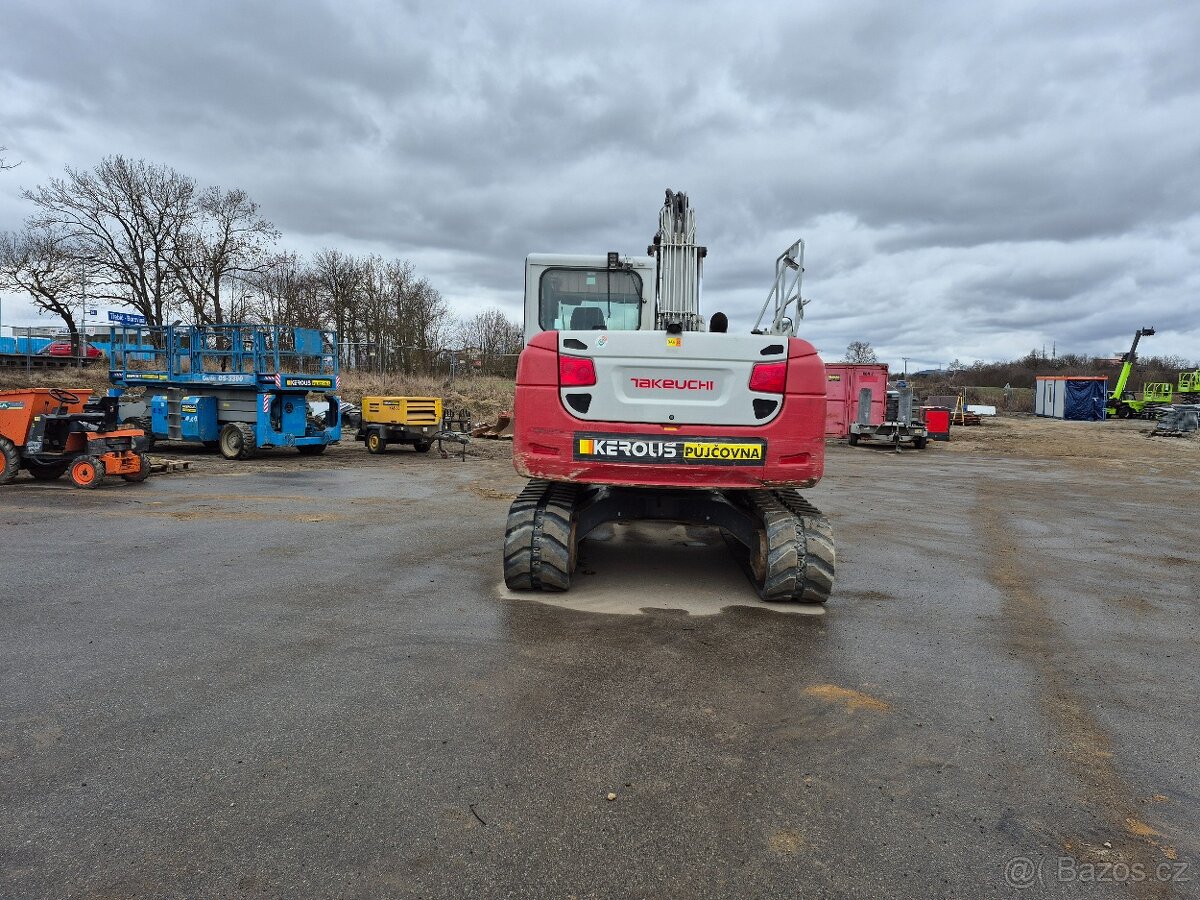 Pásové rypadlo Takeuchi TB2150 - 7