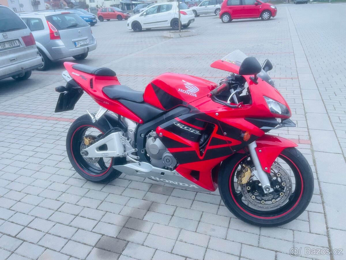 Honda cbr 600rf - 7