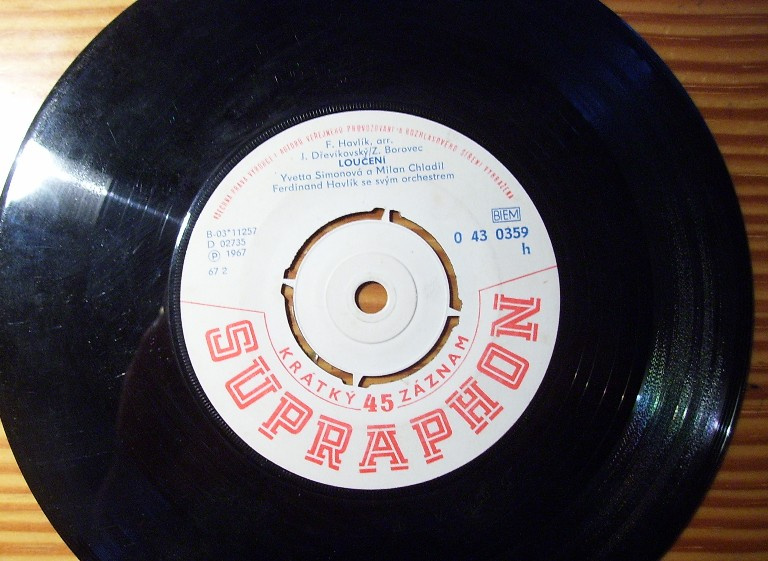 SP desky Y.Simonová,M.Chladil z let 1965-1968-set 6 ks - 7