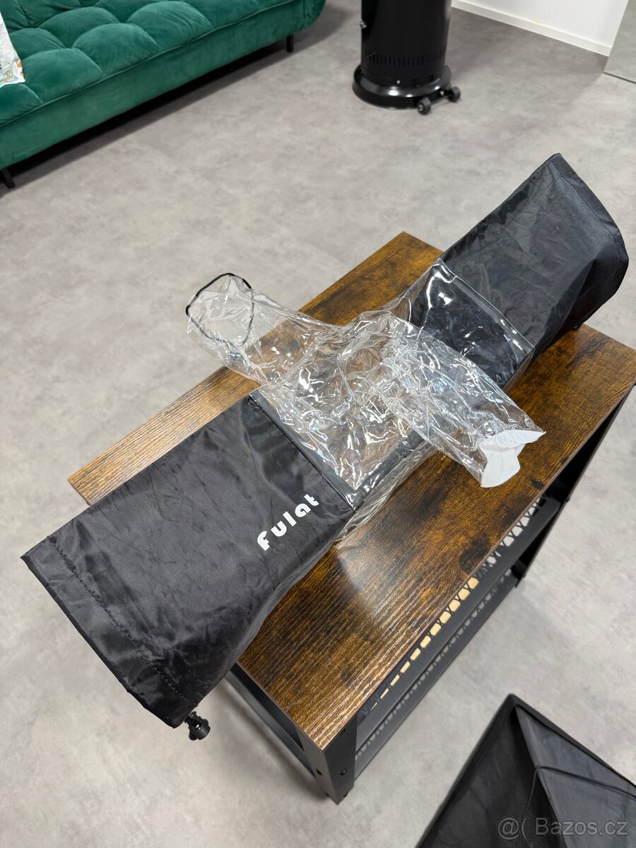 Výprodej vybavení z ateliéru - 7