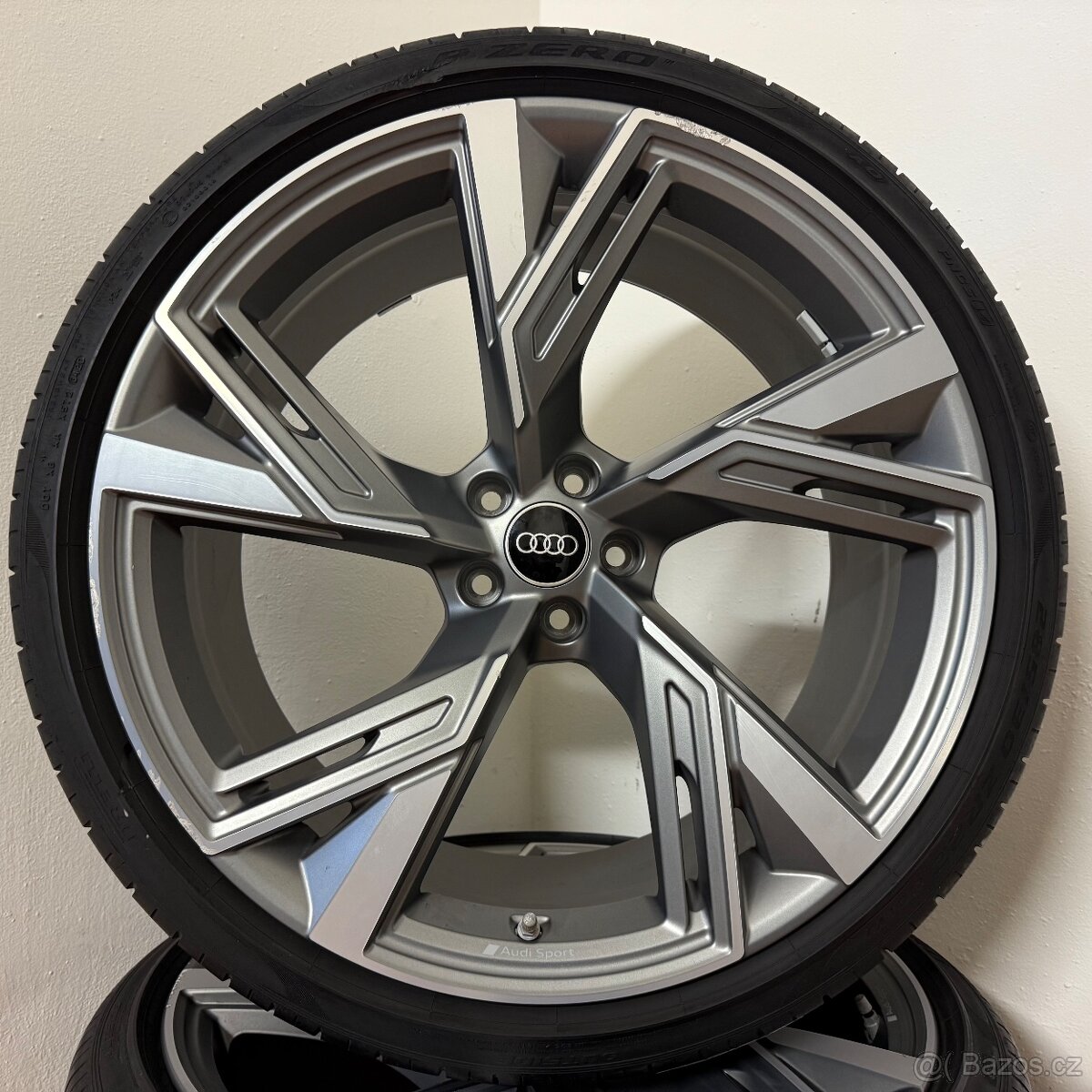 AUDI RS6 / RS7 5x112 R22 ET19+LETNÍ 285/30R22 5mm - 7