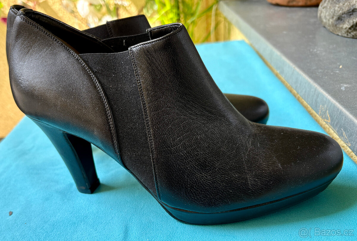 Kožené polokozačky zn. L'amour, vel. 38 - 7