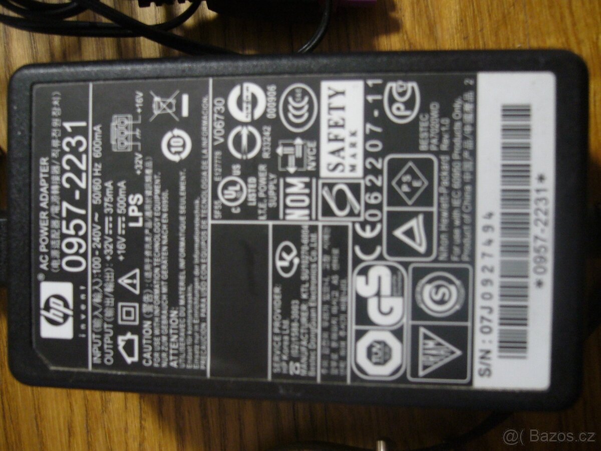 NAPÁJECÍ EXTÉRNÍ ZDROJE PRO NOTEBOOKY,TISKÁRNY,MONITORY,TELE - 7