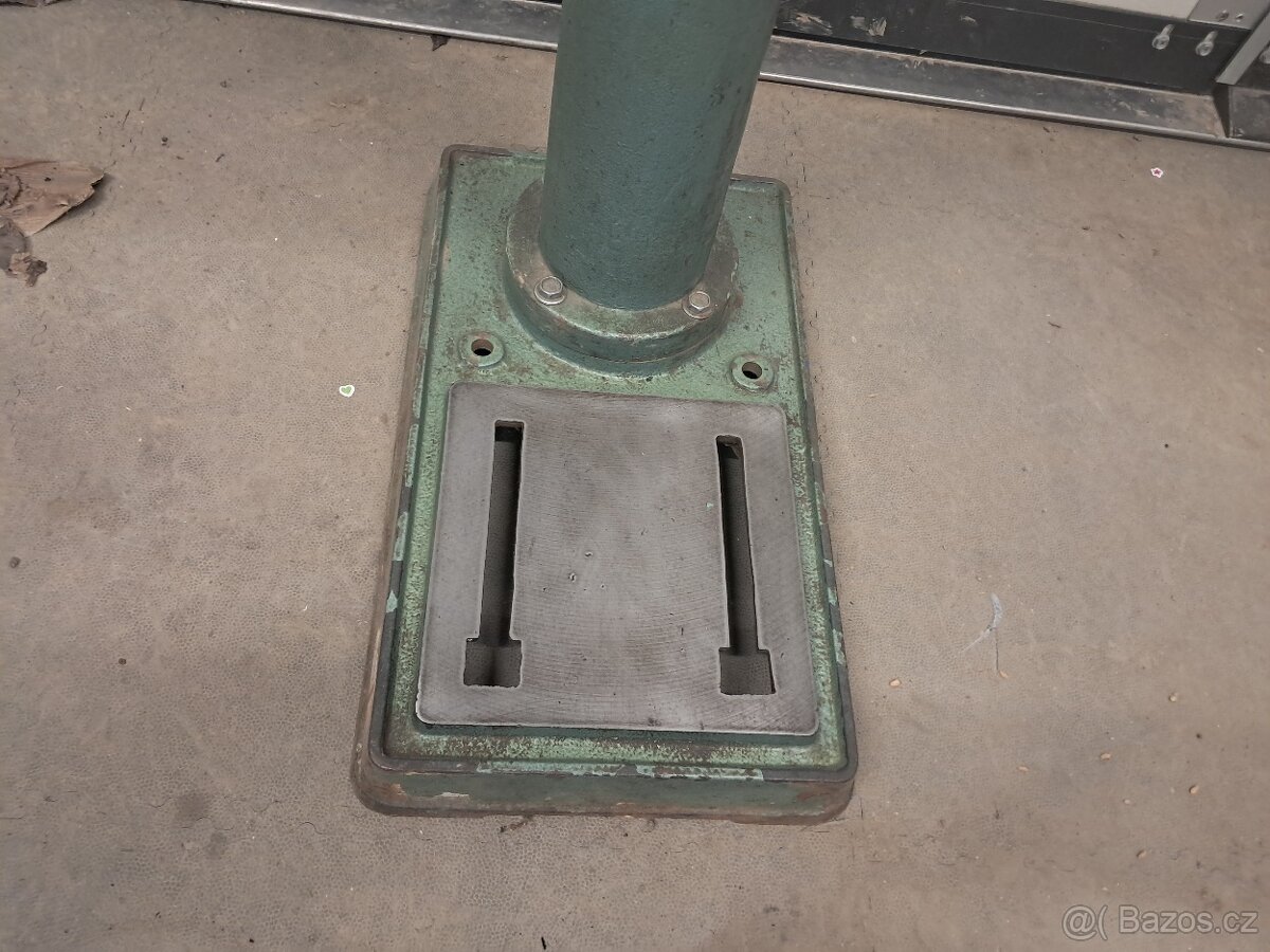 Stojanová vrtačka - 7