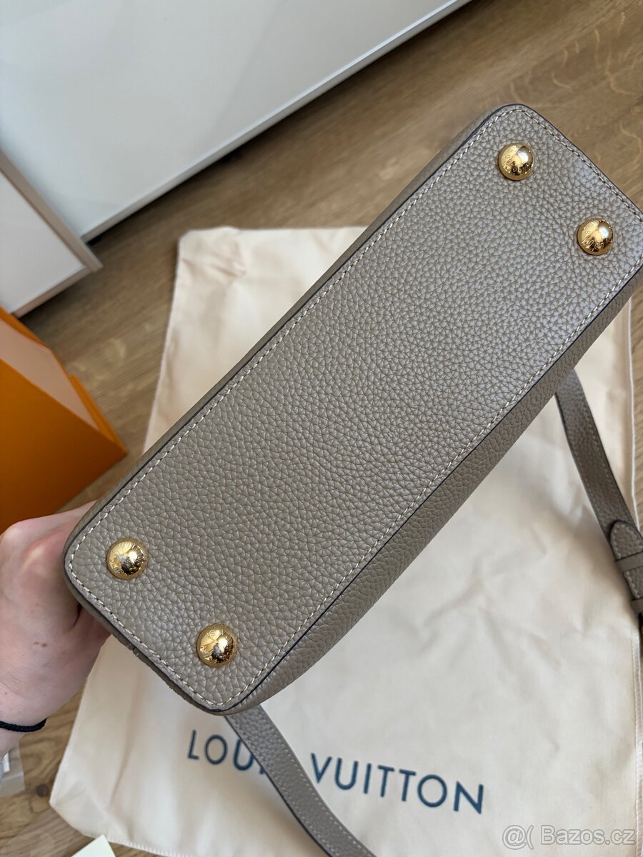 Kabelka Louis Vuitton capucines BB taurilon leather galet - 7