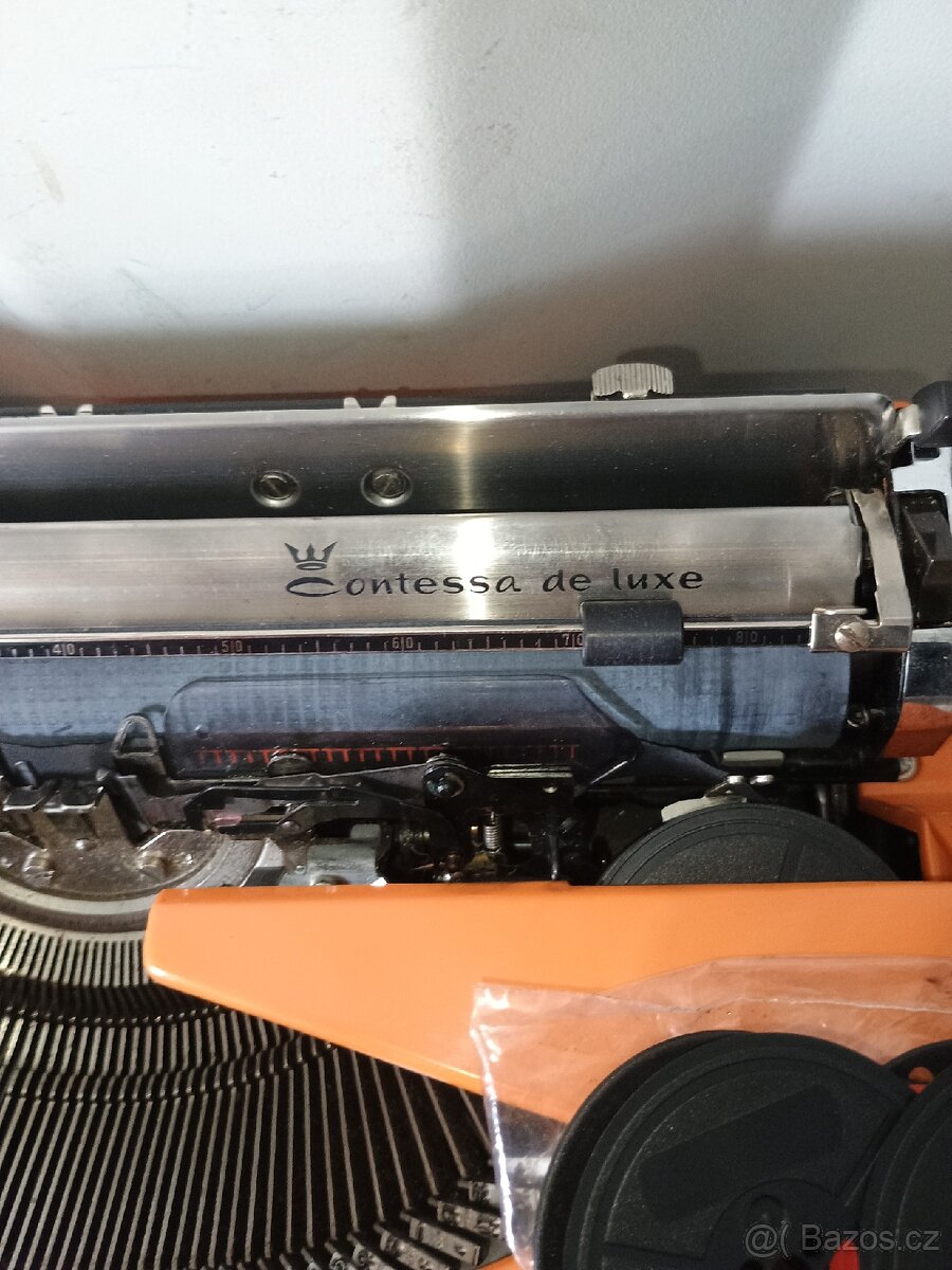 Psací stroj Contessa kufříkový - 7