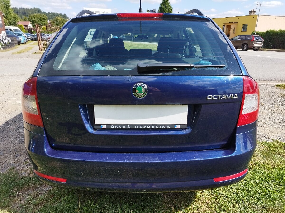 Škoda Octavia 1.6 TDi Kombi - 7