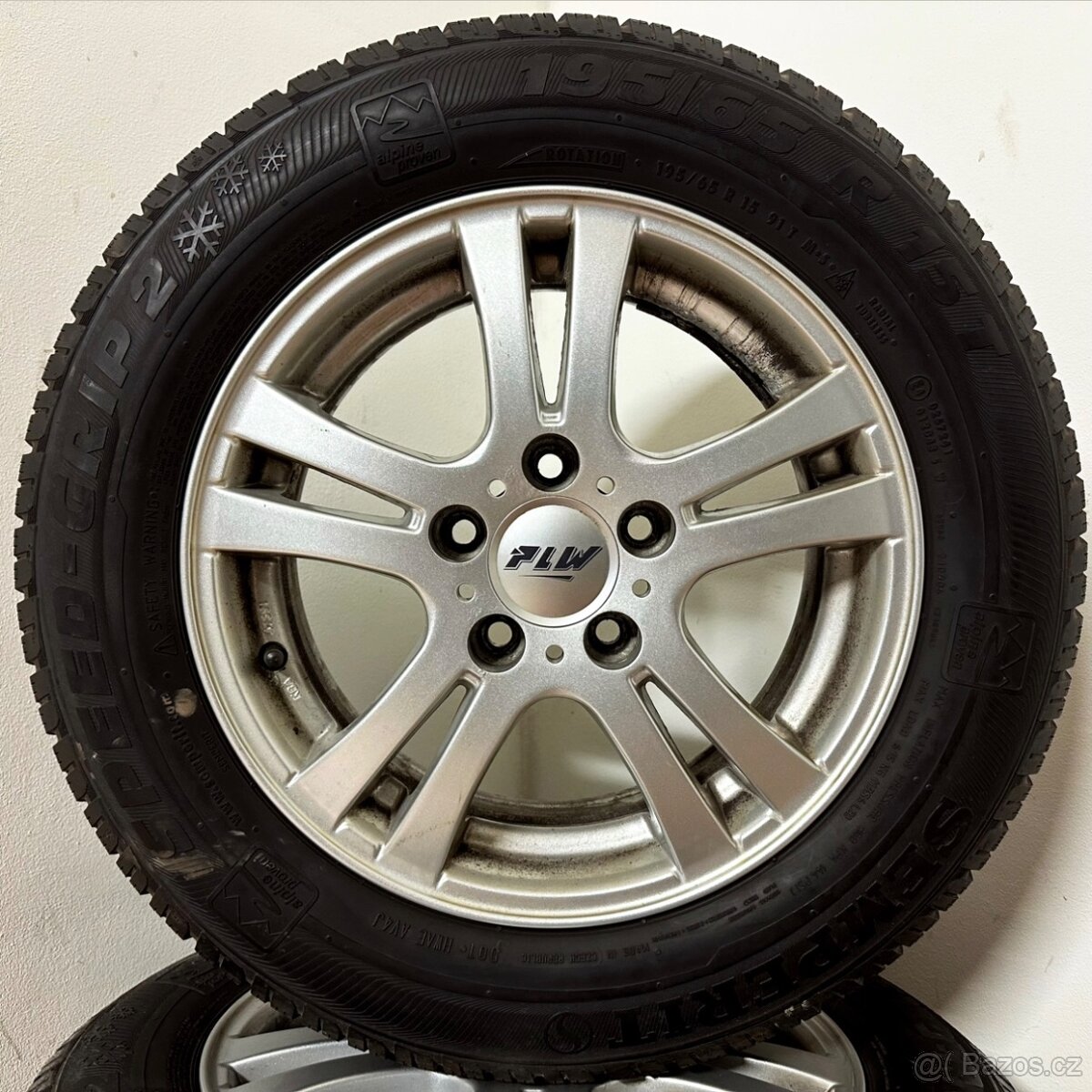 PLW - VW/ŠKODA 5x112 R15 ET44+ZIMNÍ 195/65R15 6mm - 7