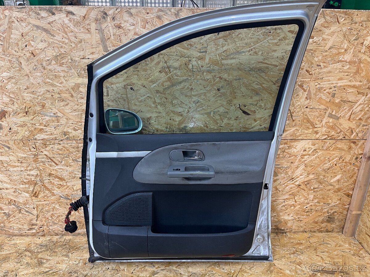 KOMPLENÍ PRAVÉ PŘEDNÍ DVEŘE VW SHARAN LA7W - 7