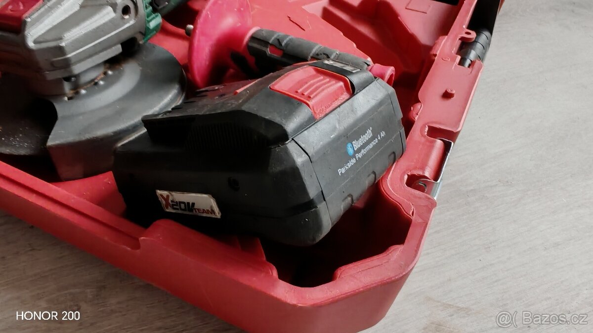 Aku úhlová bruska / flexka + 4 Ah Bluetooth + nabíječka - 7