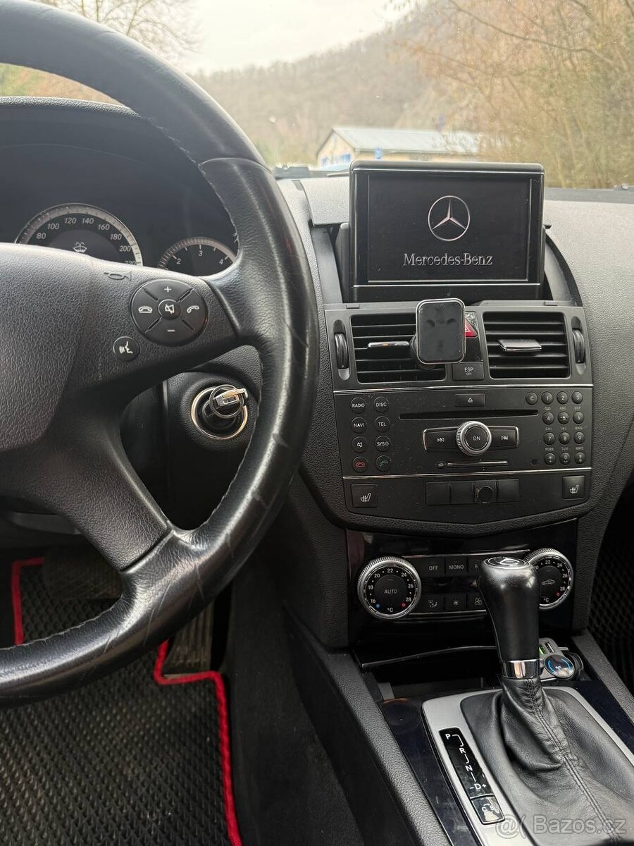 Mercedes-Benz W204 2.2 - 7