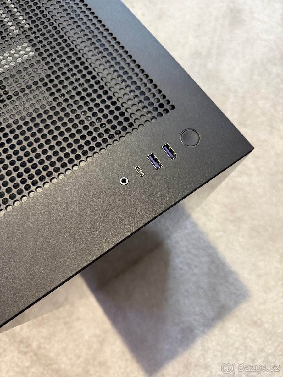 Počítačová skříň NZXT H7 Elite - 7