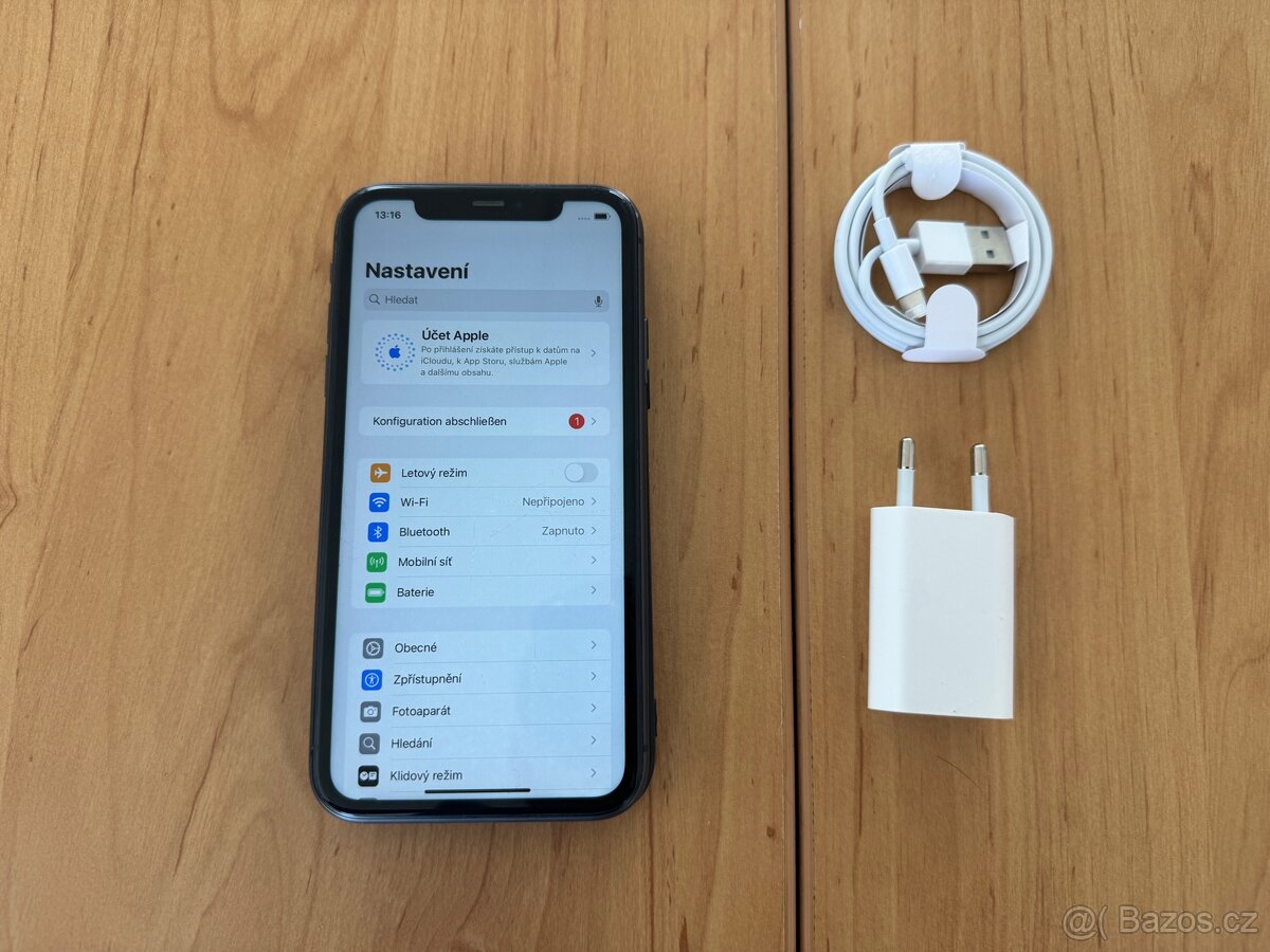 Apple iPhone XR 128GB – Černý - 7