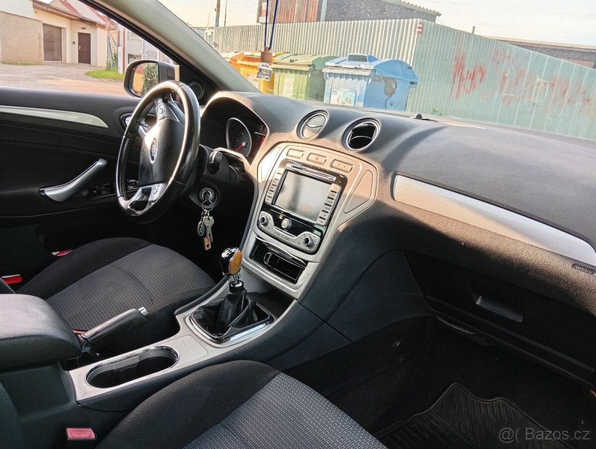 Ford Mondeo mk4 2.0 tdci - 7