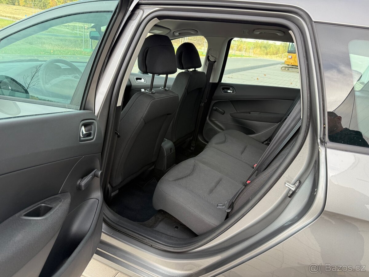 PEUGEOT 307 kombi, nová STK, nové zimní pneumatiky - 7