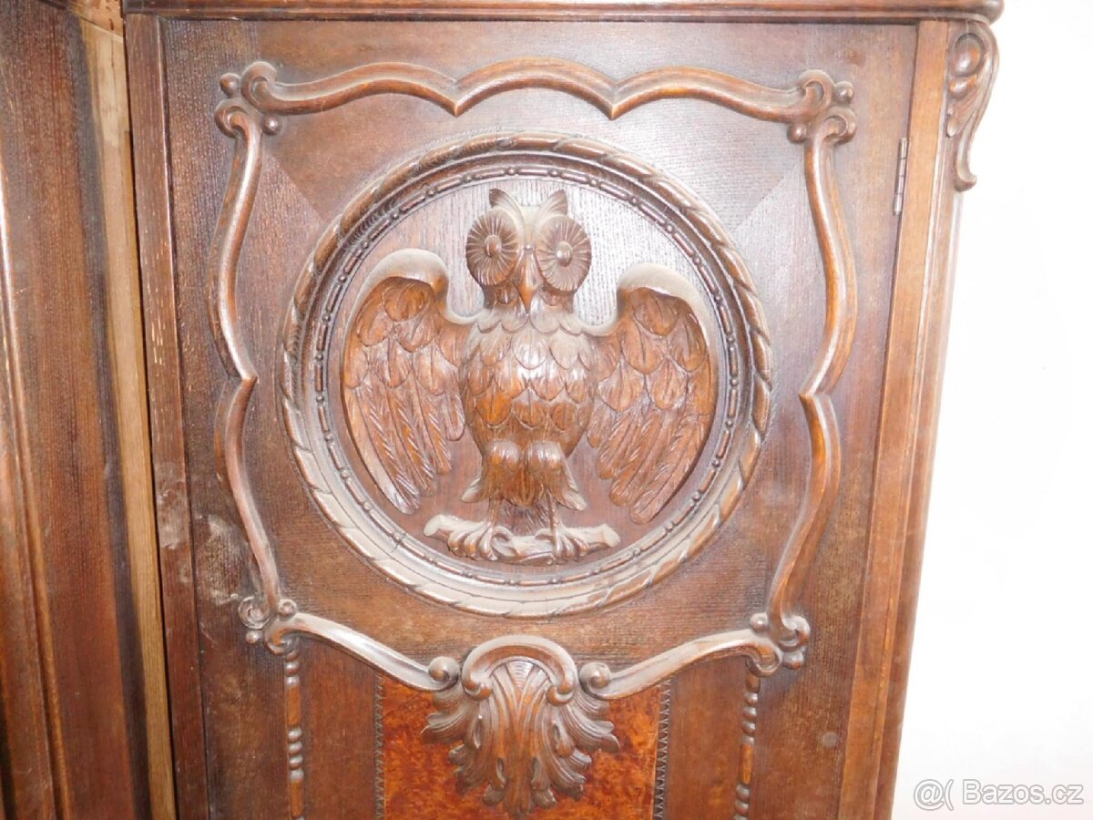 Starožitný nábytek - 7