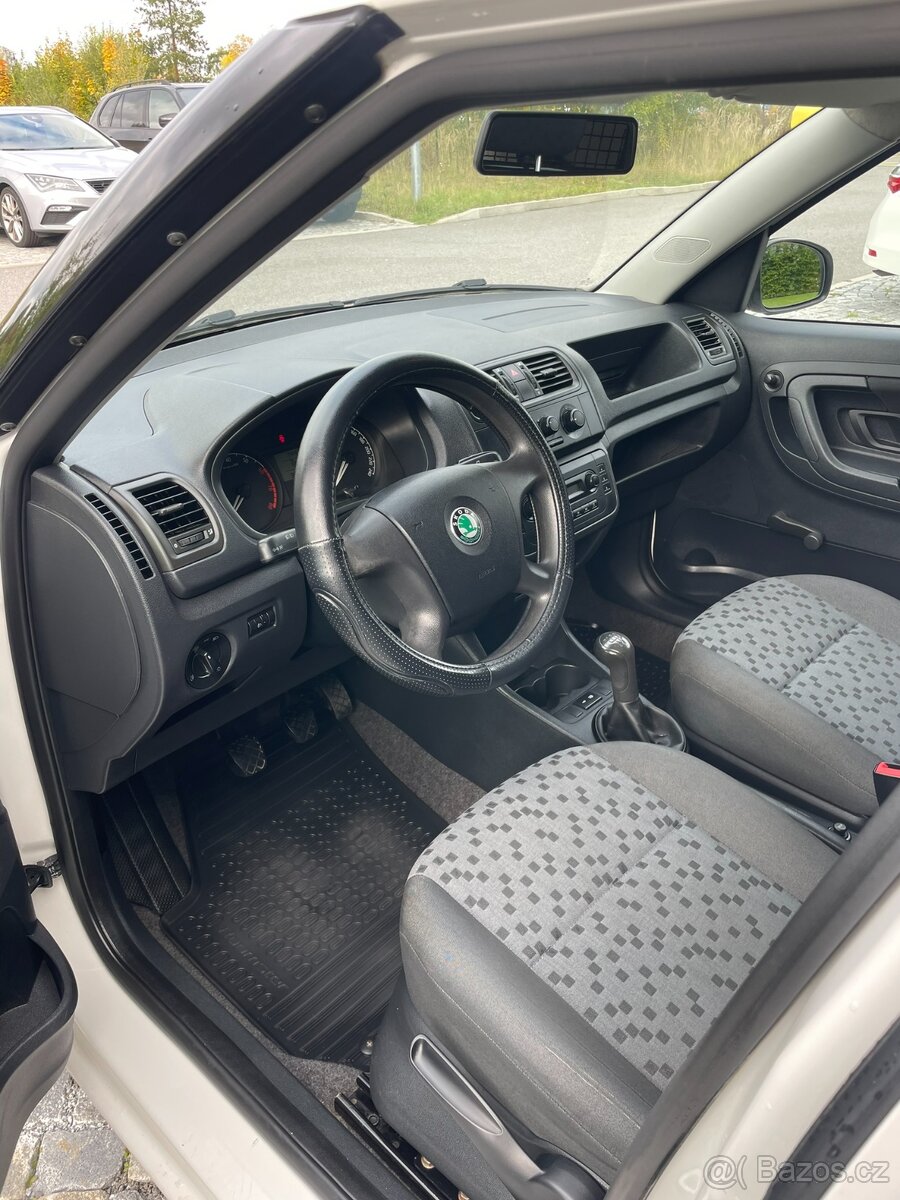 Škoda Roomster Praktik 1.2 HTP, 51 kW - 7