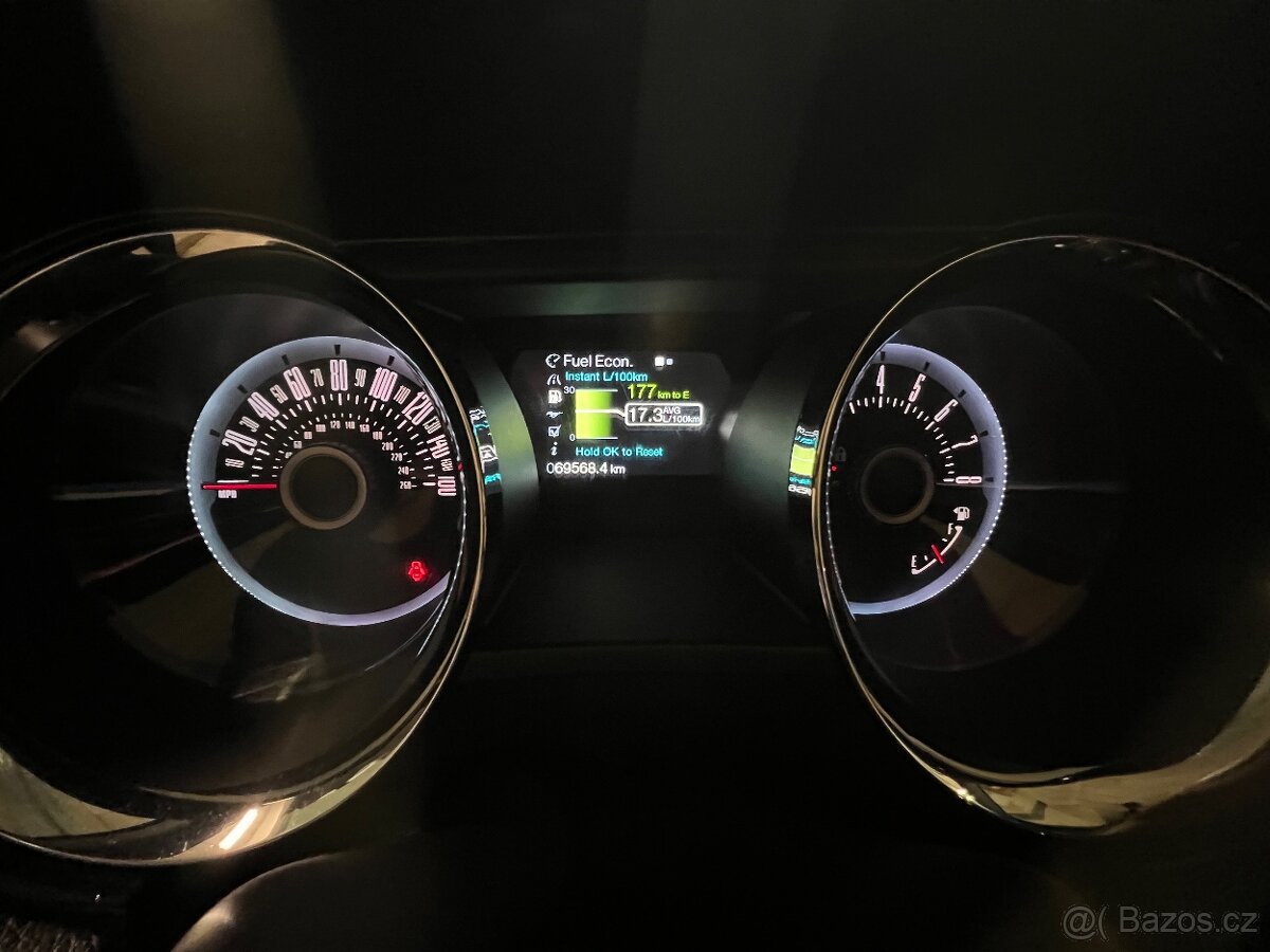 Ford MUSTANG 3.7 - 7