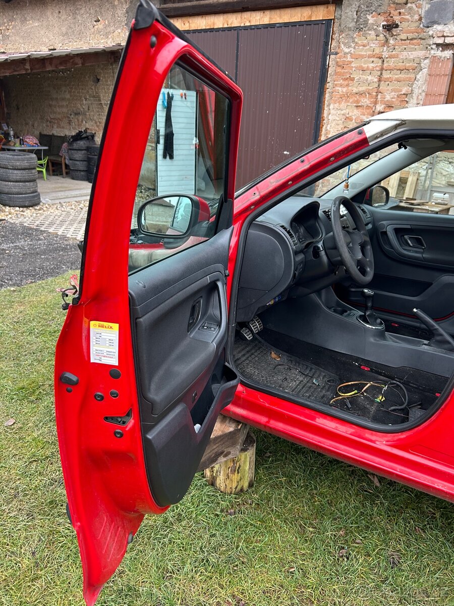 Levé přední dveře Škoda Fabia 2 - 7