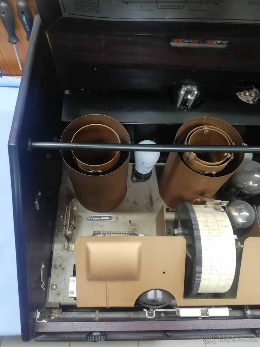 Prodám rádio telefunken 90w - 7