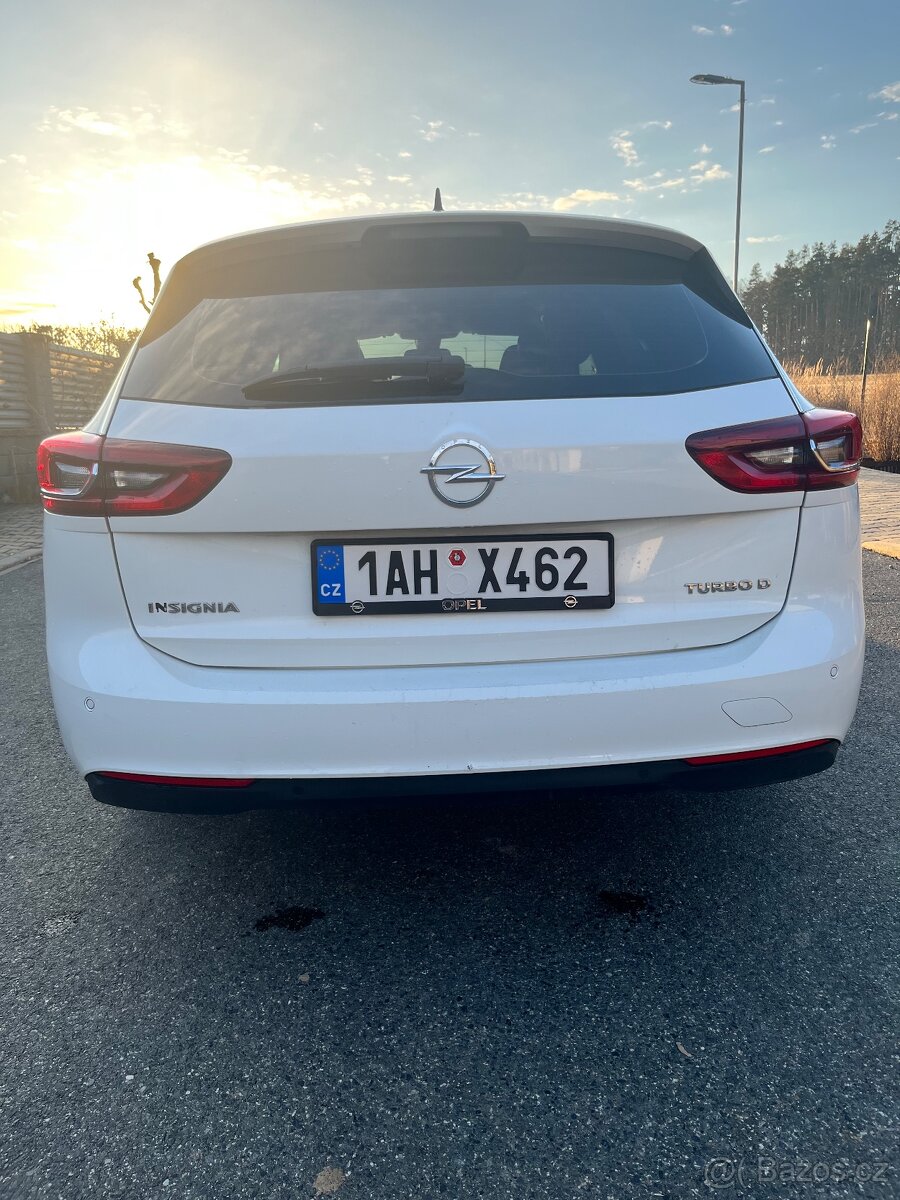 Opel insignia - 7