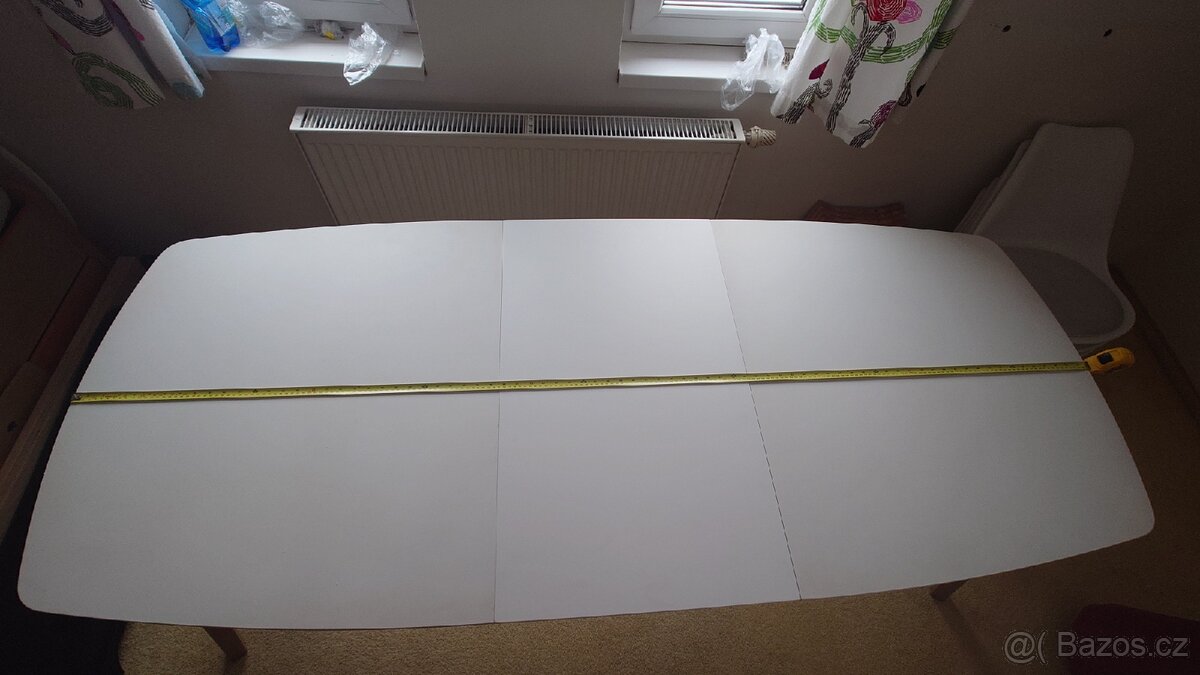 Set rozkládací jídelní stůl s židlemi a konferenčním stolkem - 7