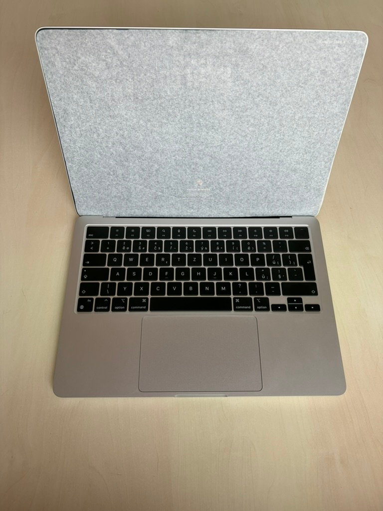 MacBook Air M2 - 7