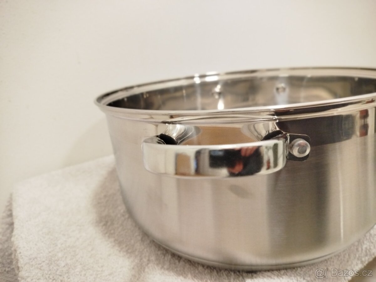 Krásná nová 11 kusová sada hrnců - 7