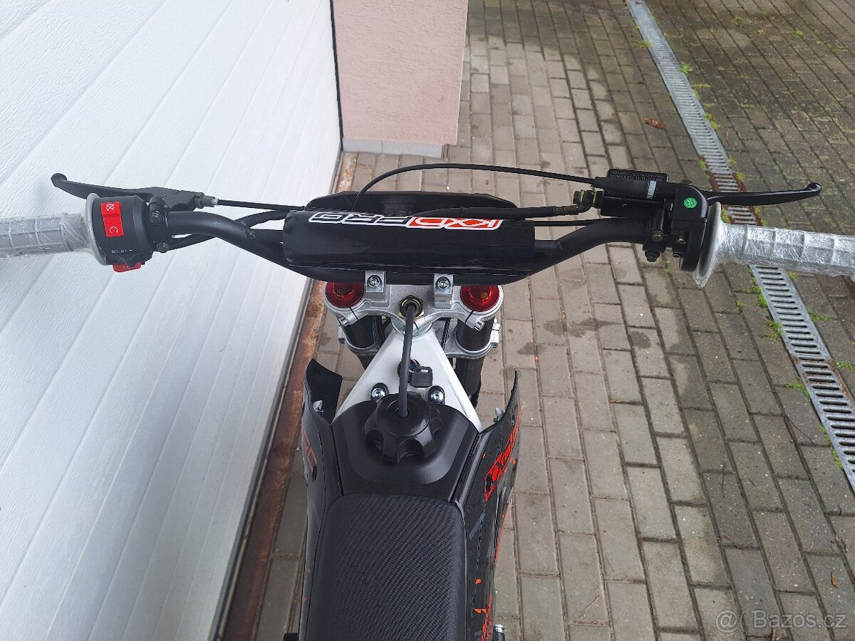 dirtbike pitbike 125ccm KXD 612 17/14 - červená (el.start) - 7